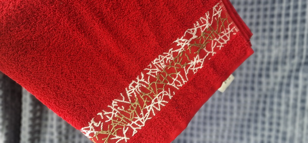 5415 Полотенце махровое 70х135 жаккард пл.420 Домик