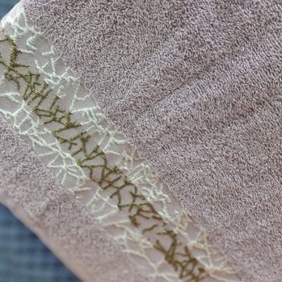 5415 Полотенце махровое 70х135 жаккард пл.420 Домик